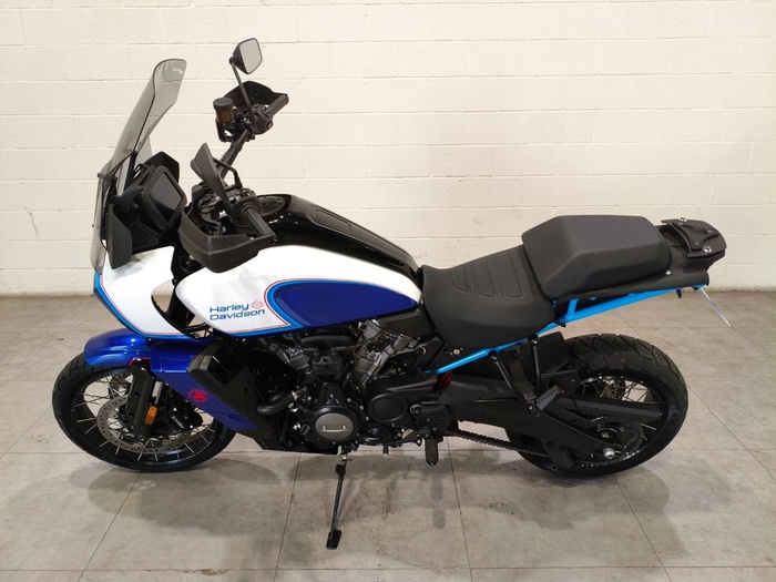 Harley-Davidson Pan America 1250 en la provincia de Barcelona Harley-Davidson Pan America 1250 en la provincia de Barcelona