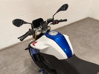 BMW Motorrad F 900 Rthumbs9 BMW Motorrad F 900 Rthumbs9