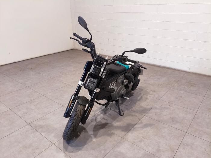 BMW Motorrad CE 02 en la provincia de Barcelona BMW Motorrad CE 02 en la provincia de Barcelona