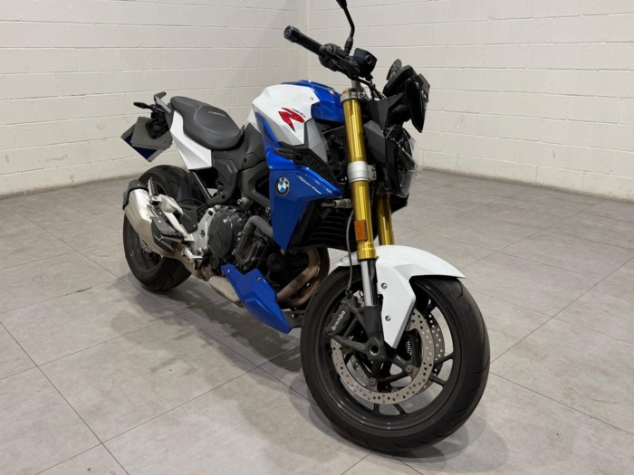 BMW Motorrad F 900 R en la provincia de Barcelona BMW Motorrad F 900 R en la provincia de Barcelona