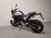 BMW Motorrad F 900 R A2thumbs9 BMW Motorrad F 900 R A2thumbs9