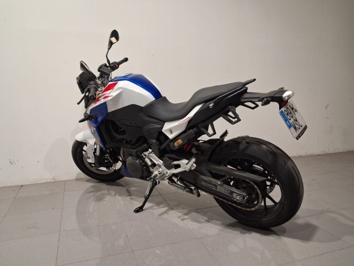 BMW Motorrad F 900 R A2 en la provincia de Barcelona BMW Motorrad F 900 R A2 en la provincia de Barcelona