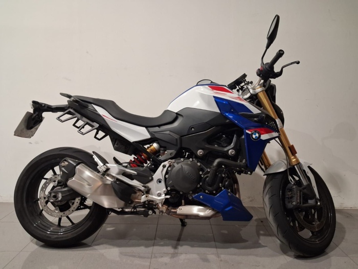 BMW Motorrad F 900 R A2 en la provincia de Barcelona BMW Motorrad F 900 R A2 en la provincia de Barcelona