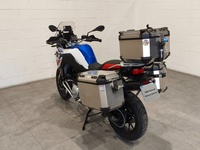 BMW Motorrad F 750 GSthumbs11 BMW Motorrad F 750 GSthumbs11