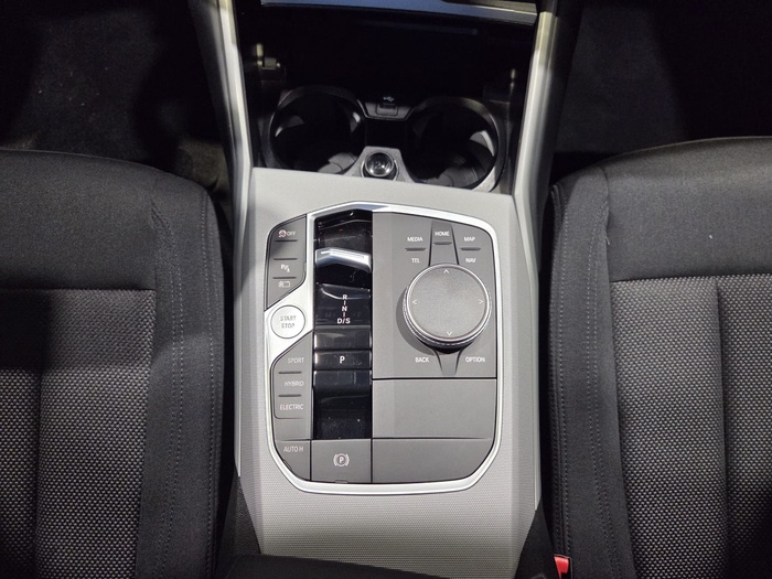 BMW 320e 150 kW (204 CV) Serie 3 en Barcelona BMW 320e 150 kW (204 CV) Serie 3 en Barcelona