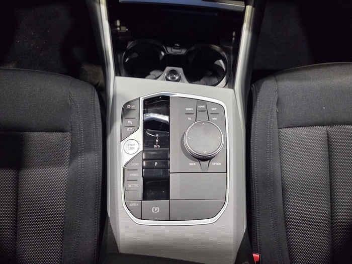 BMW 320e 150 kW (204 CV) Serie 3 en la provincia de Barcelona BMW 320e 150 kW (204 CV) Serie 3 en la provincia de Barcelona