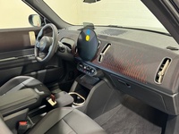 MINI D 120 kW (163 CV) MINI Countrymanthumbs8 MINI D 120 kW (163 CV) MINI Countrymanthumbs8