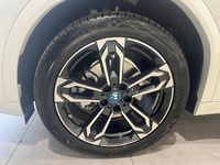 BMW eDrive20 150 kW (204 CV) iX2thumbs12 BMW eDrive20 150 kW (204 CV) iX2thumbs12