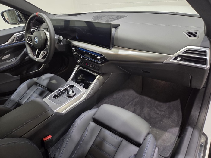 BMW M50 400 kW (544 CV) i4 en Barcelona BMW M50 400 kW (544 CV) i4 en Barcelona