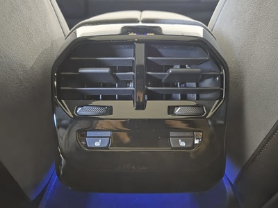 BMW iX xDrive60 400 kW (544 CV) 88667468 en Barcelona BMW iX xDrive60 400 kW (544 CV) 88667468 en Barcelona