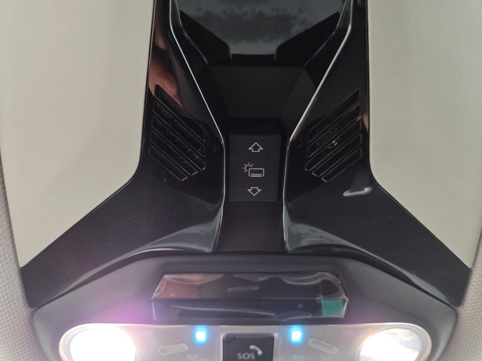 MINI Cooper E 135 kW (184 CV) MINI 3 Puertas en Barcelona MINI Cooper E 135 kW (184 CV) MINI 3 Puertas en Barcelona