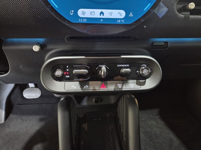 MINI Cooper E 135 kW (184 CV) MINI 3 Puertas en Barcelona MINI Cooper E 135 kW (184 CV) MINI 3 Puertas en Barcelona