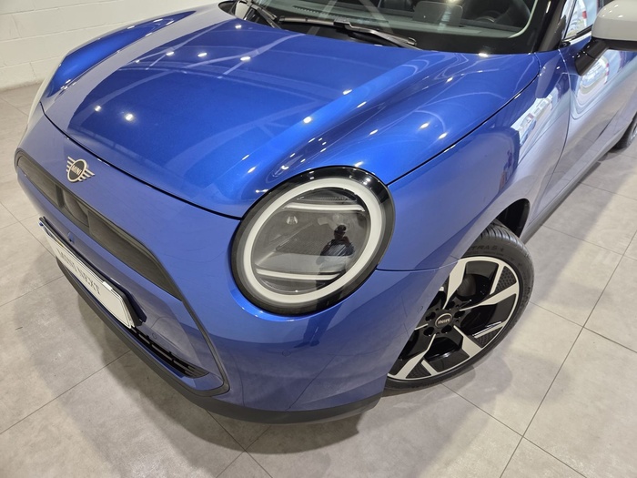 MINI Cooper E 135 kW (184 CV) MINI 3 Puertas en Barcelona MINI Cooper E 135 kW (184 CV) MINI 3 Puertas en Barcelona