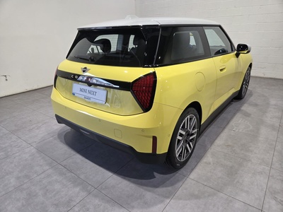 MINI MINI 3 Puertas Cooper E 135 kW (184 CV) 88188308 en Barcelona MINI MINI 3 Puertas Cooper E 135 kW (184 CV) 88188308 en Barcelona