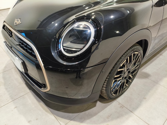 MINI Cooper C 115 kW (156 CV) MINI 3 Puertas en Barcelona MINI Cooper C 115 kW (156 CV) MINI 3 Puertas en Barcelona