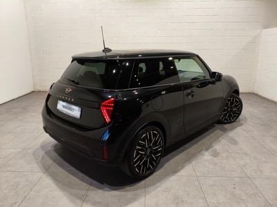 MINI MINI 3 Puertas Cooper C 115 kW (156 CV) 89211860 en Barcelona MINI MINI 3 Puertas Cooper C 115 kW (156 CV) 89211860 en Barcelona