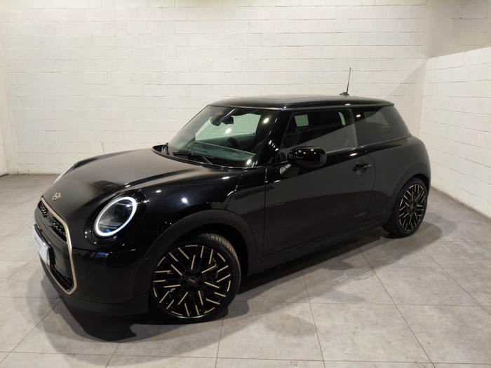 MINI Cooper C 115 kW (156 CV) MINI 3 Puertas en Barcelona MINI Cooper C 115 kW (156 CV) MINI 3 Puertas en Barcelona