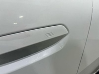 BMW eDrive20 150 kW (204 CV) iX2thumbs11 BMW eDrive20 150 kW (204 CV) iX2thumbs11