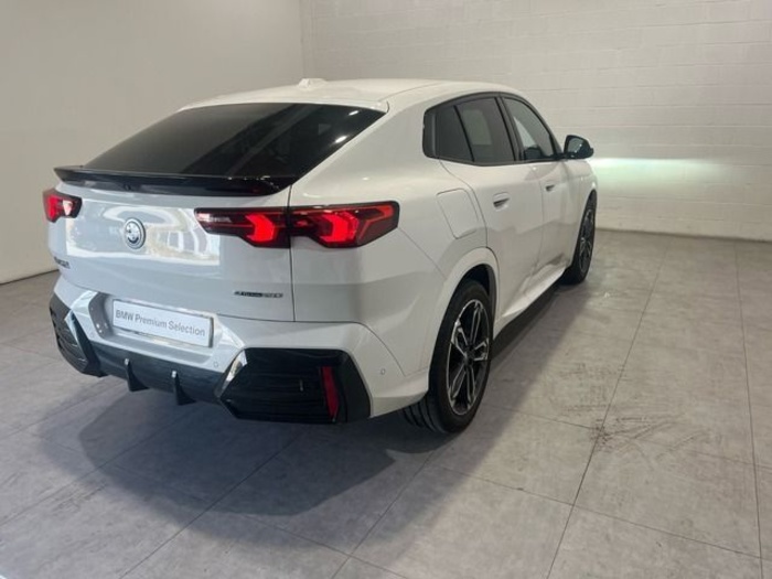 BMW eDrive20 150 kW (204 CV) iX2 en Barcelona BMW eDrive20 150 kW (204 CV) iX2 en Barcelona