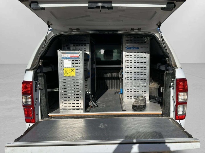 Ford Ranger Pickup 2.0 TDCI S&S DobleCabina XLT 4x4 125 kW (170 CV) Vehículo usado en Madrid Ford Ranger Pickup 2.0 TDCI S&S DobleCabina XLT 4x4 125 kW (170 CV) Vehículo usado en Madrid