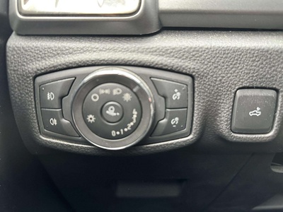 Ford Ranger Pickup 2.0 TDCI S&S DobleCabina XLT 4x4 125 kW (170 CV) 27 Ford Ranger Pickup 2.0 TDCI S&S DobleCabina XLT 4x4 125 kW (170 CV) 27