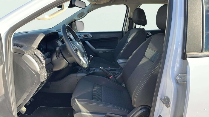 Ford Ranger Pickup 2.0 TDCI S&S DobleCabina XLT 4x4 125 kW (170 CV) Vehículo usado en Madrid Ford Ranger Pickup 2.0 TDCI S&S DobleCabina XLT 4x4 125 kW (170 CV) Vehículo usado en Madrid