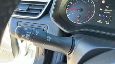 Renault Clio Intens TCe 66 kW (90 CV) 22 Renault Clio Intens TCe 66 kW (90 CV) 22