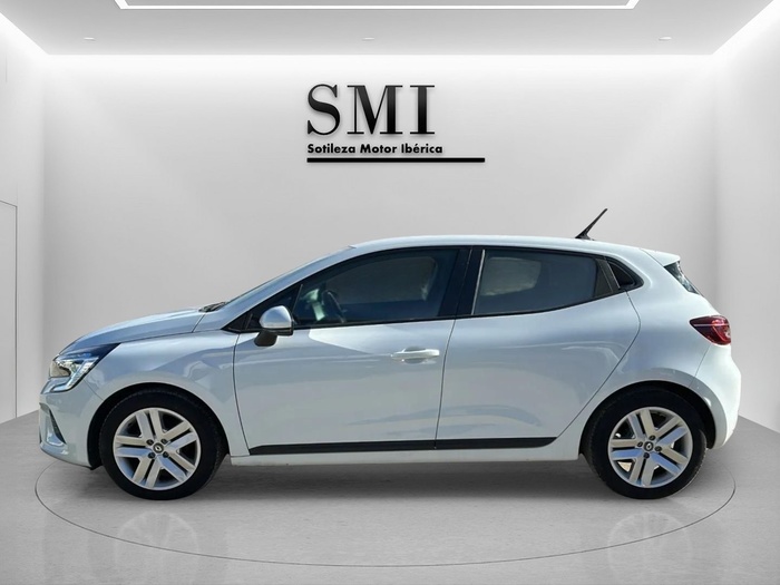 Renault Clio Intens TCe 66 kW (90 CV) Vehículo usado en Madrid Renault Clio Intens TCe 66 kW (90 CV) Vehículo usado en Madrid