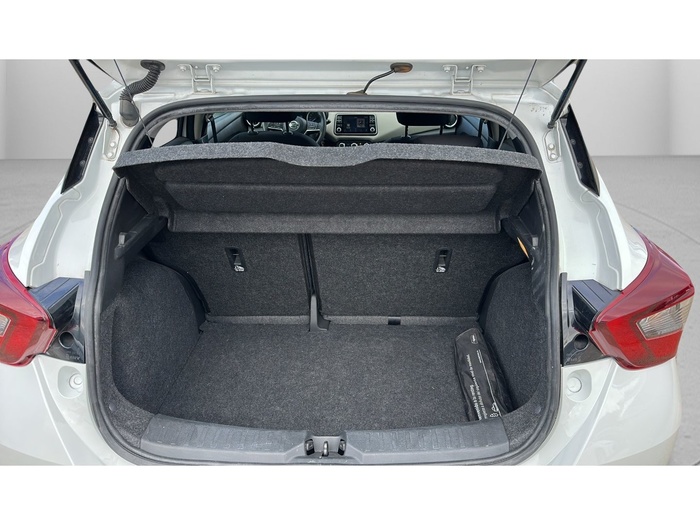 Nissan Micra IG-T 100 Acenta 74 kW (100 CV) Vehículo usado en Madrid Nissan Micra IG-T 100 Acenta 74 kW (100 CV) Vehículo usado en Madrid