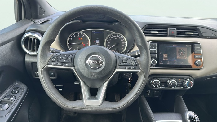 Nissan Micra IG-T 100 Acenta 74 kW (100 CV) Vehículo usado en Madrid Nissan Micra IG-T 100 Acenta 74 kW (100 CV) Vehículo usado en Madrid