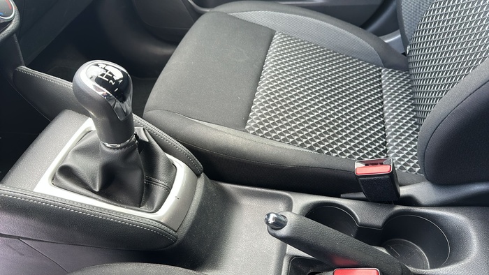 Nissan Micra IG-T 100 Acenta 74 kW (100 CV) Vehículo usado en Madrid Nissan Micra IG-T 100 Acenta 74 kW (100 CV) Vehículo usado en Madrid