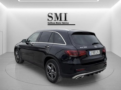 Mercedes-Benz GLC 200 4Matic 145 kW (197 CV) 4 Mercedes-Benz GLC 200 4Matic 145 kW (197 CV) 4