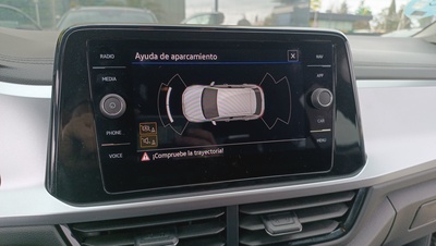 Volkswagen T-Roc Life 1.0 TSI 81 kW (110 CV) 15 Volkswagen T-Roc Life 1.0 TSI 81 kW (110 CV) 15