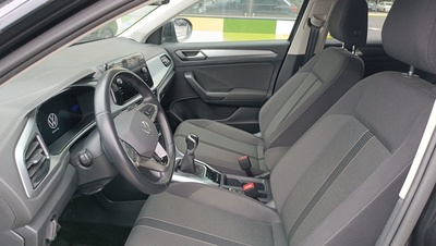 Volkswagen T-Roc Life 1.0 TSI 81 kW (110 CV) 9 Volkswagen T-Roc Life 1.0 TSI 81 kW (110 CV) 9