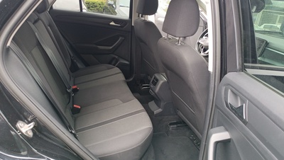 Volkswagen T-Roc Life 1.0 TSI 81 kW (110 CV) 13 Volkswagen T-Roc Life 1.0 TSI 81 kW (110 CV) 13