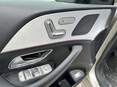 Mercedes-Benz GLE 300 d 4Matic 180 kW (245 CV) 13 Mercedes-Benz GLE 300 d 4Matic 180 kW (245 CV) 13