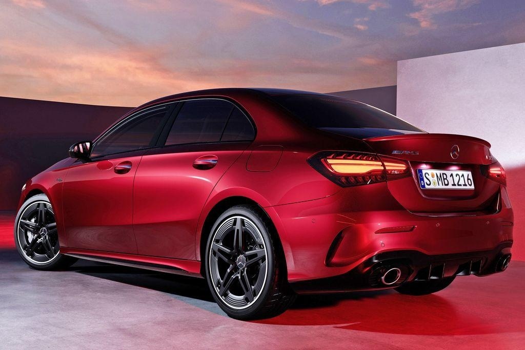 Mercedes berlina Clase A