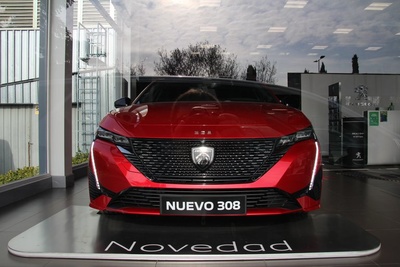 El Peugeot 308 Hybrid es una acertada combinación de concepto y tecnología El Peugeot 308 Hybrid es una acertada combinación de concepto y tecnología