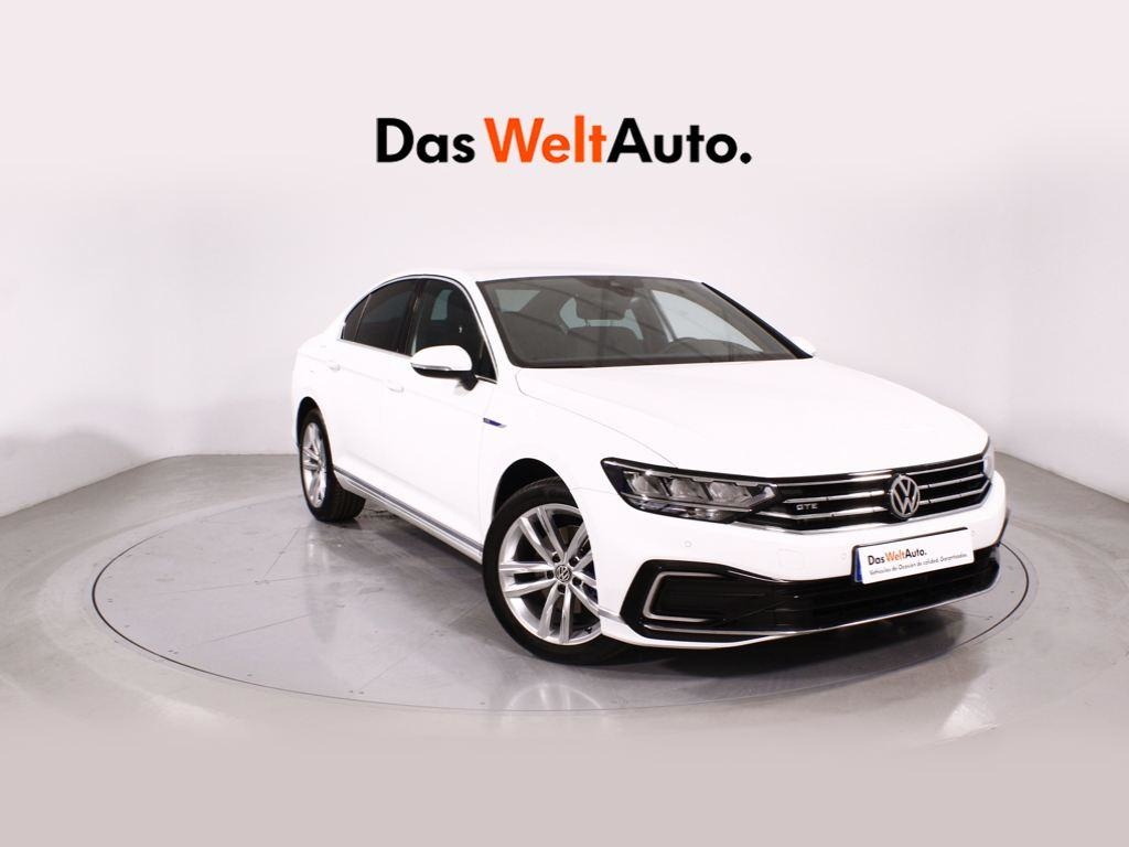 Volkswagen Passat GTE 1.4 TSI e-Power 160 kW (218 CV) - 1