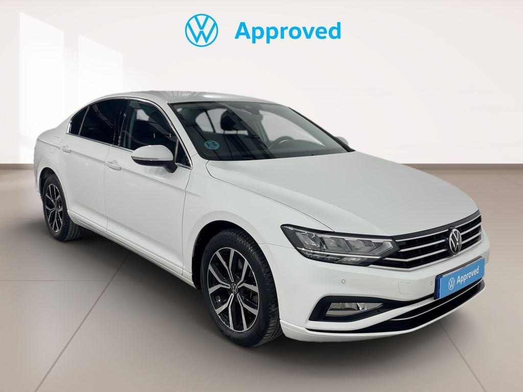 Volkswagen Passat Executive 2.0 TDI 110 kW (150 CV) - 1