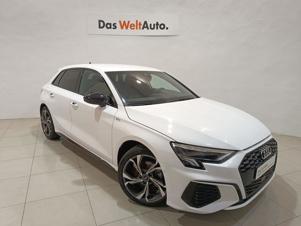 Audi A3 Sportback Black line 30 TDI 85 kW (116 CV) - 1