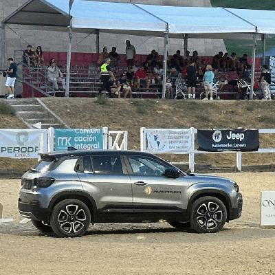 Patrocinio de Grupo Cervera - Jeep® en el CSN4* de Ávila Patrocinio de Grupo Cervera - Jeep® en el CSN4* de Ávila