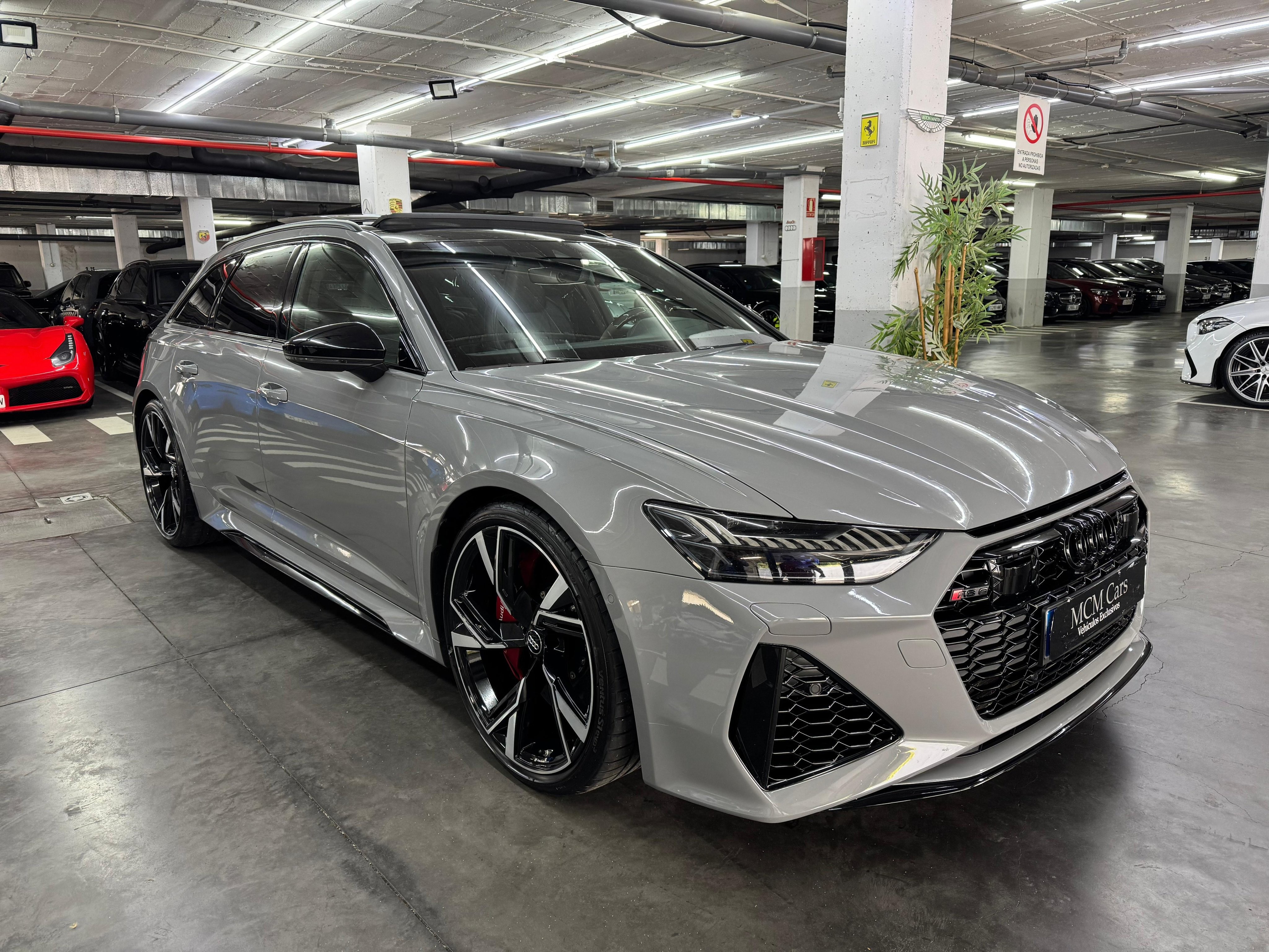 Audi RS6 Avant TFSI quattro 600 CV Audi RS6 Avant TFSI quattro 600 CV